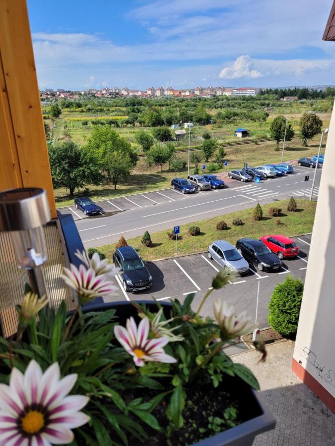 Andi Apartment Sibiu Buitenkant foto